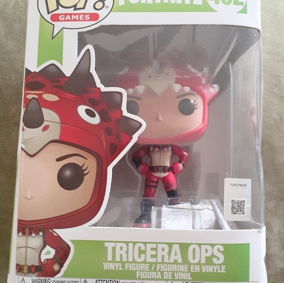 Funko POP Triceratops OPS Fortnite 462 - Picture 8 of 9